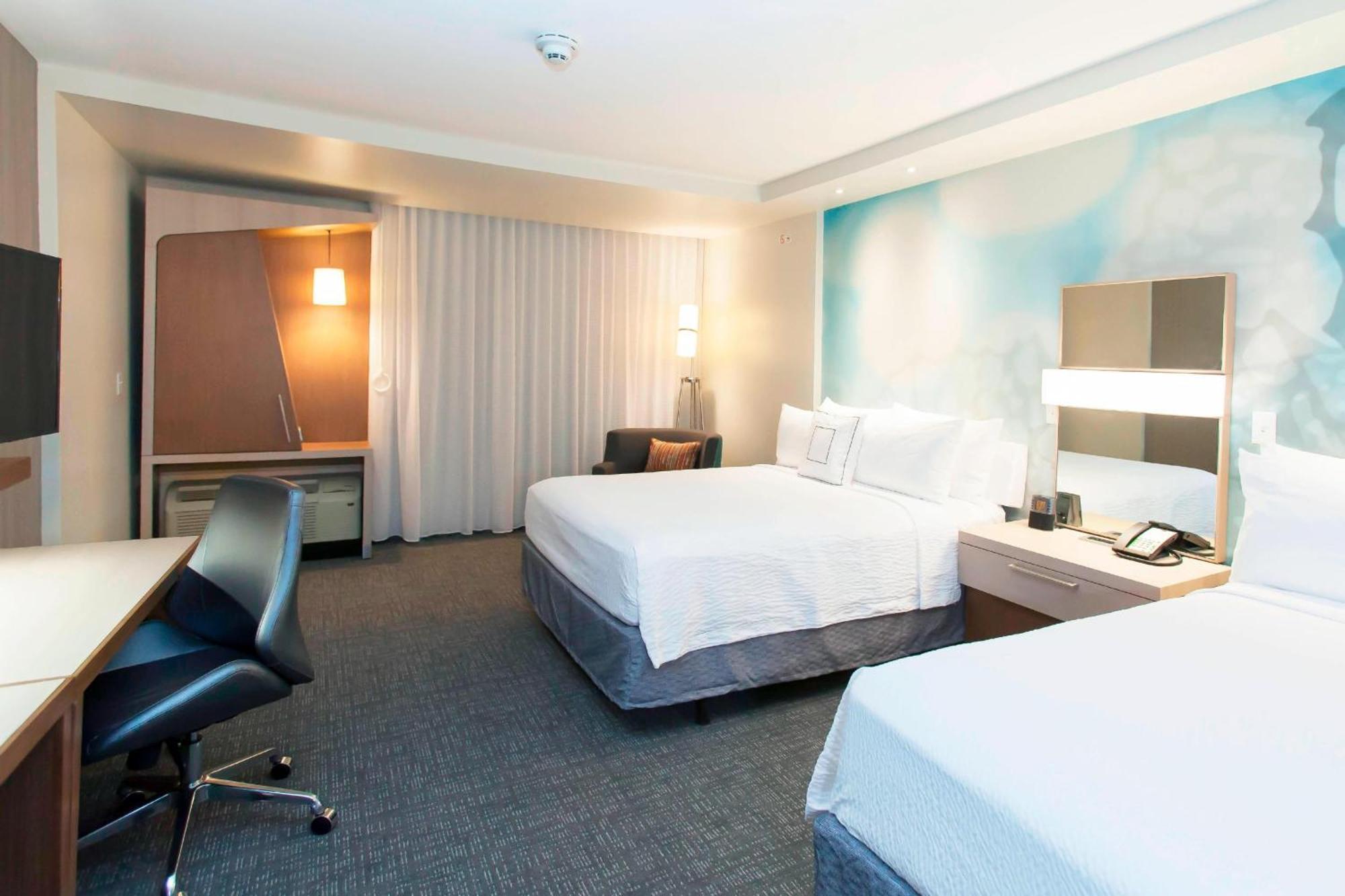 คอร์ตยาร์ด ฮุสตัน สปริงวูดส์ วิลเลจ Hotel ภายนอก รูปภาพ