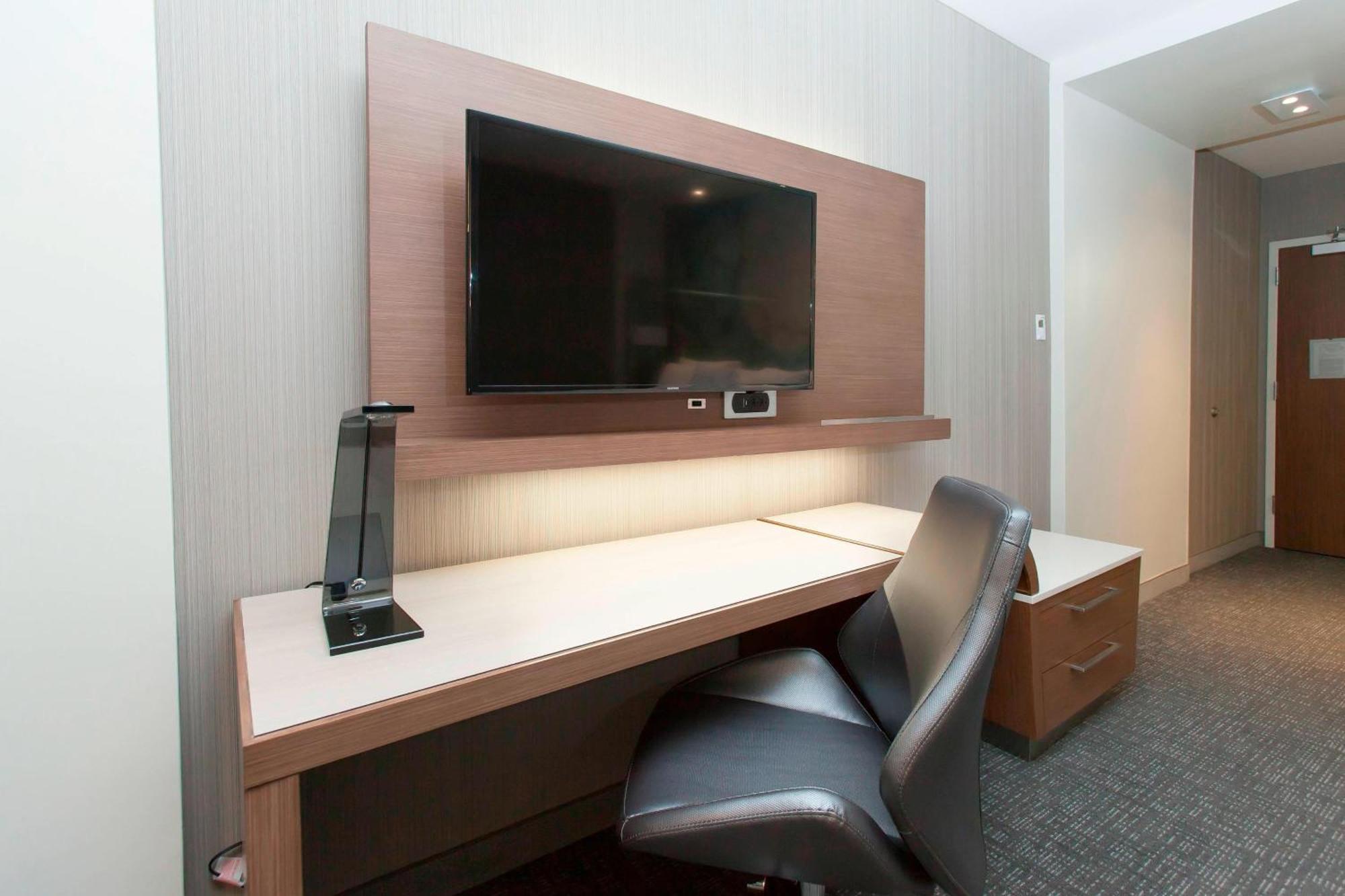 คอร์ตยาร์ด ฮุสตัน สปริงวูดส์ วิลเลจ Hotel ภายนอก รูปภาพ